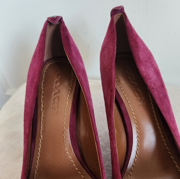 Coach Velvet Maroon Heels Pumps Point Closed Toe Stiletto 3.5" Heel Sz 8 DEFECTS - Picture 13 of 16